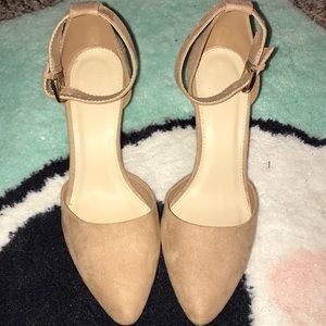 Pointed toe ankle strap wedge heels